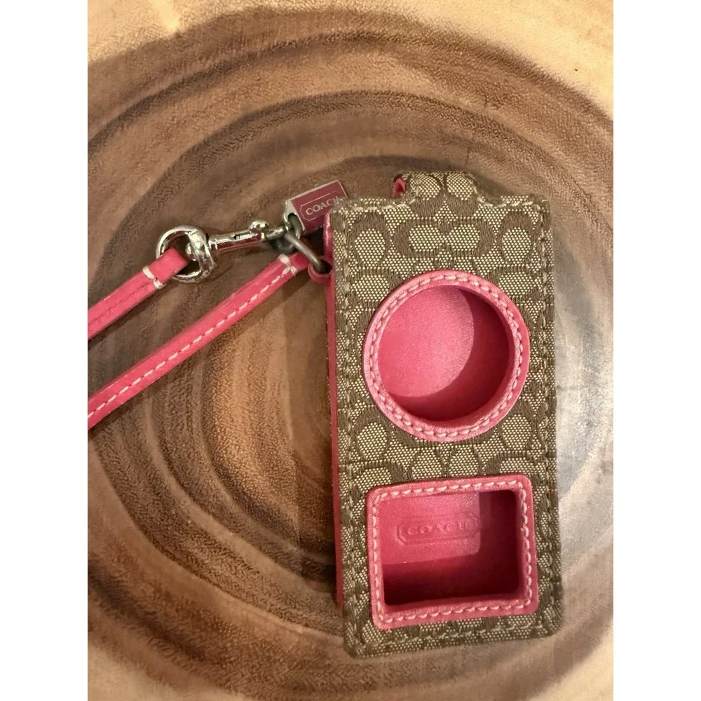 VTG Coach Y2K Pink Leather iPod Mini Logo Wristlet Very Rare